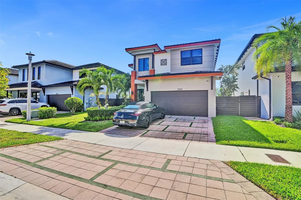 15501 NW 88th Avenue #15501