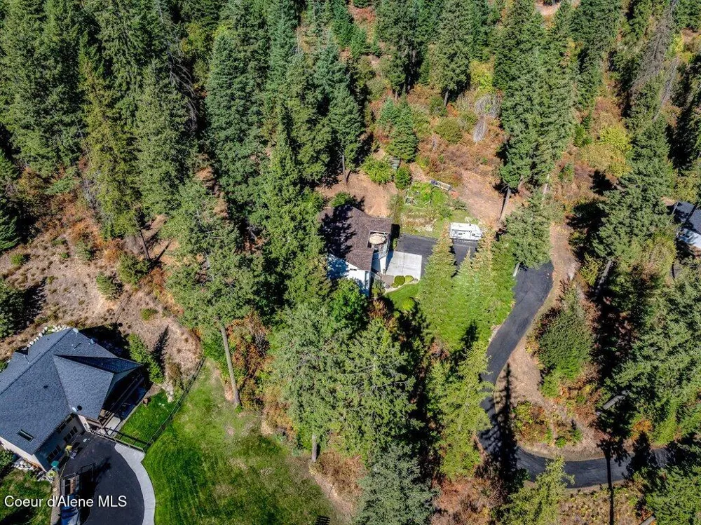 11413 Summit Loop Hauser, ID 83854