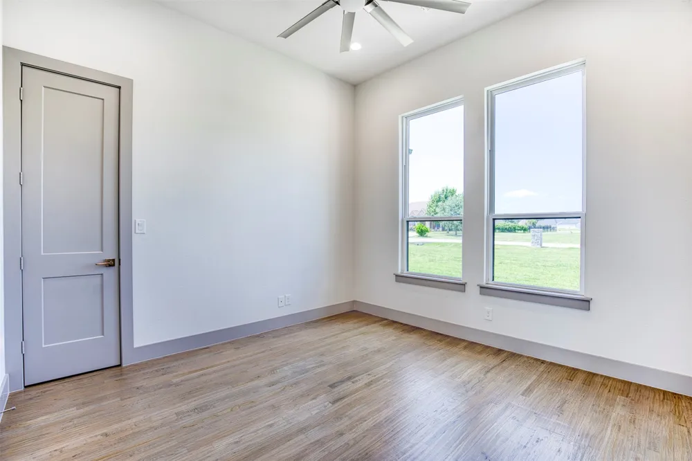 1333 Canyon Lake Road Wills Point, TX 75169