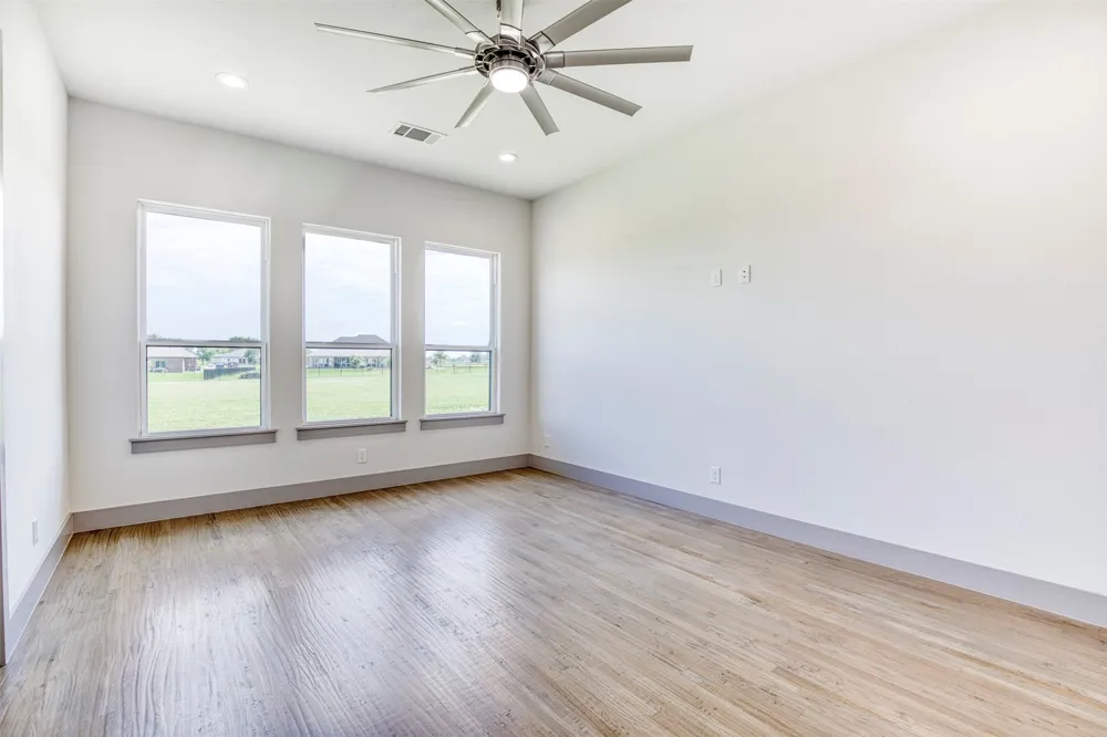 1333 Canyon Lake Road Wills Point, TX 75169