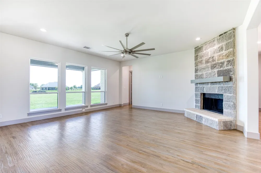 1333 Canyon Lake Road Wills Point, TX 75169