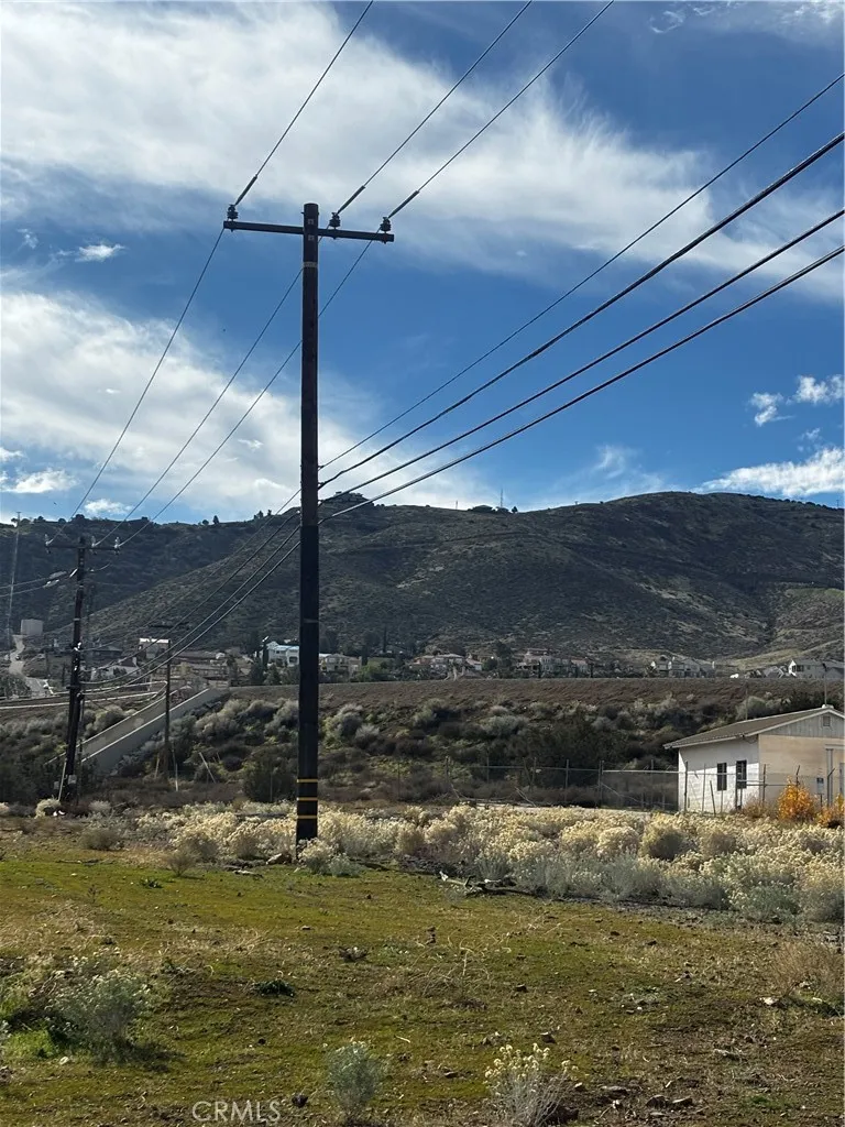 Avenue S4/Av Palmdale, CA 93551