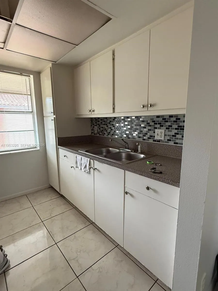 1200 SW 50th Ave #207-3 North Lauderdale, FL 33068