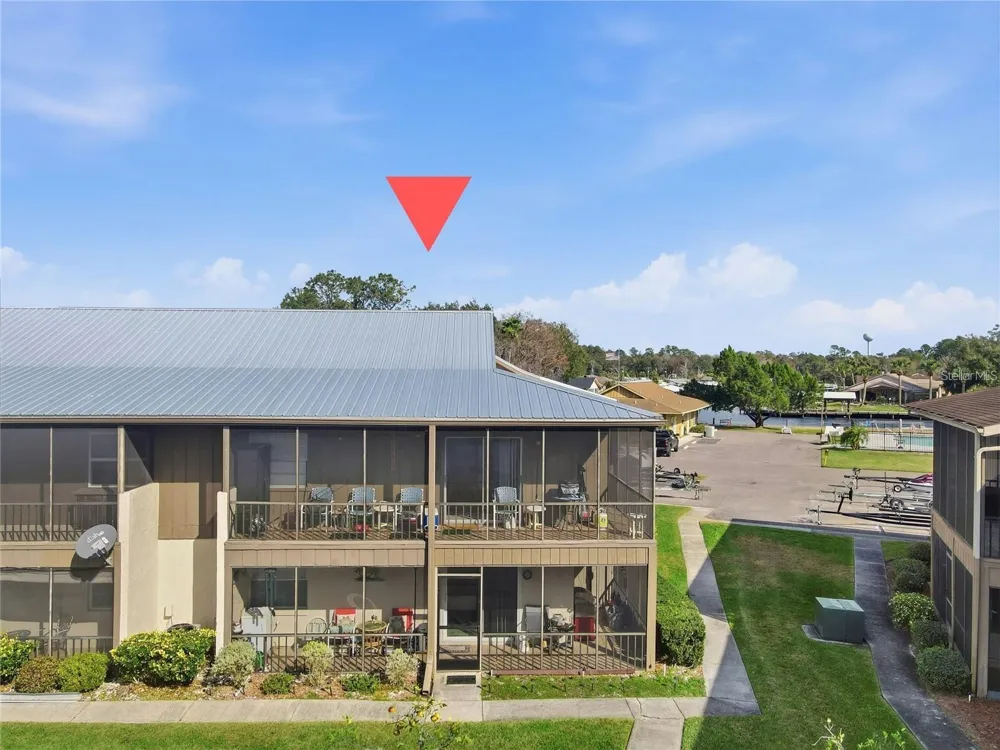 1640 JUNO TRAIL #204C Astor, FL 32102