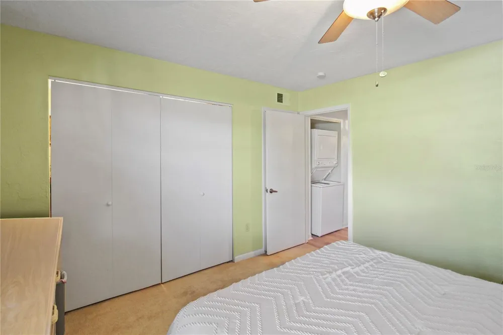 1640 JUNO TRAIL #204C Astor, FL 32102