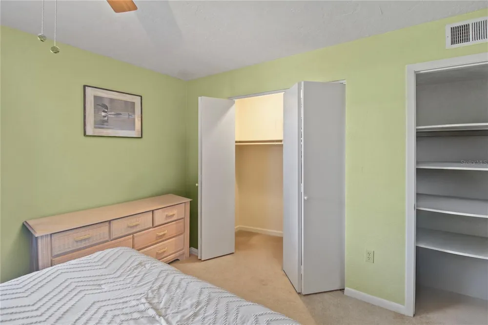 1640 JUNO TRAIL #204C Astor, FL 32102