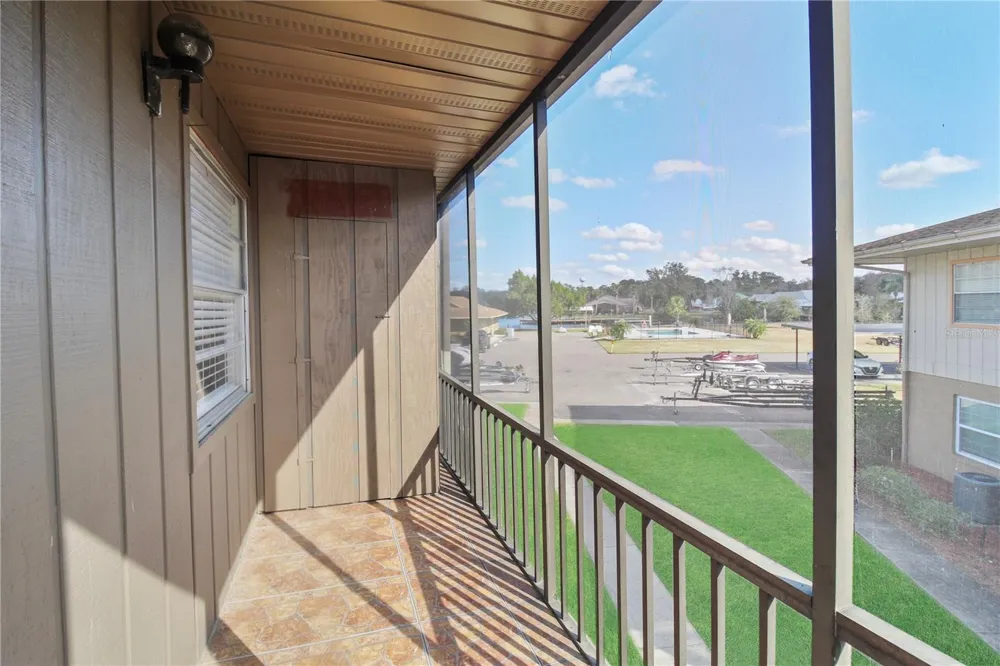 1640 JUNO TRAIL #204C Astor, FL 32102
