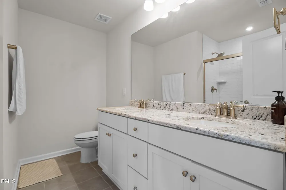 1572 Rhodes Pond Street Wendell, NC 27591
