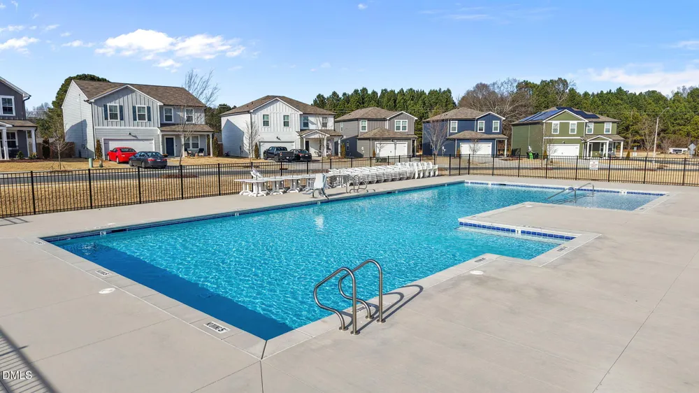 1572 Rhodes Pond Street Wendell, NC 27591