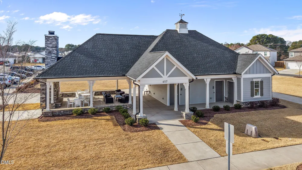 1572 Rhodes Pond Street Wendell, NC 27591