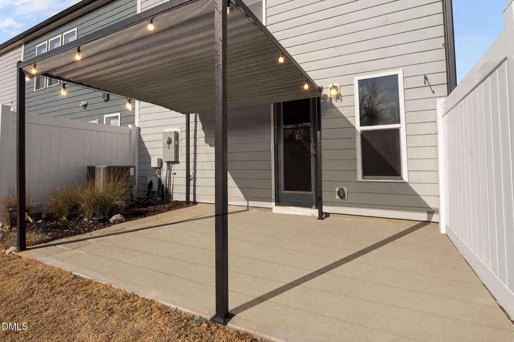 1572 Rhodes Pond Street Wendell, NC 27591
