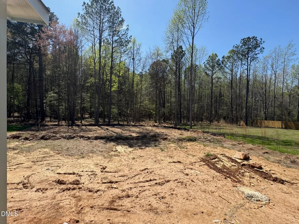 935 Lynch Road Selma, NC 27576
