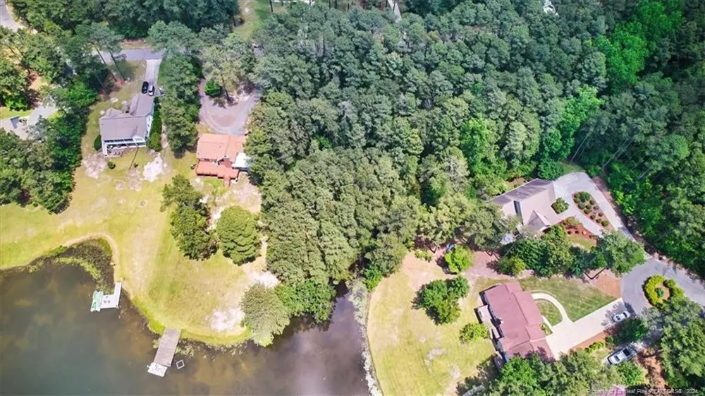 16 Lakeshore Wagram, NC 28396