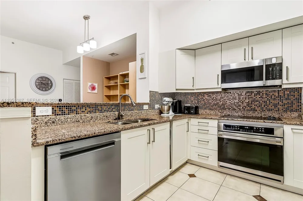 2080 S Ocean Dr #103 Hallandale Beach, FL 33009