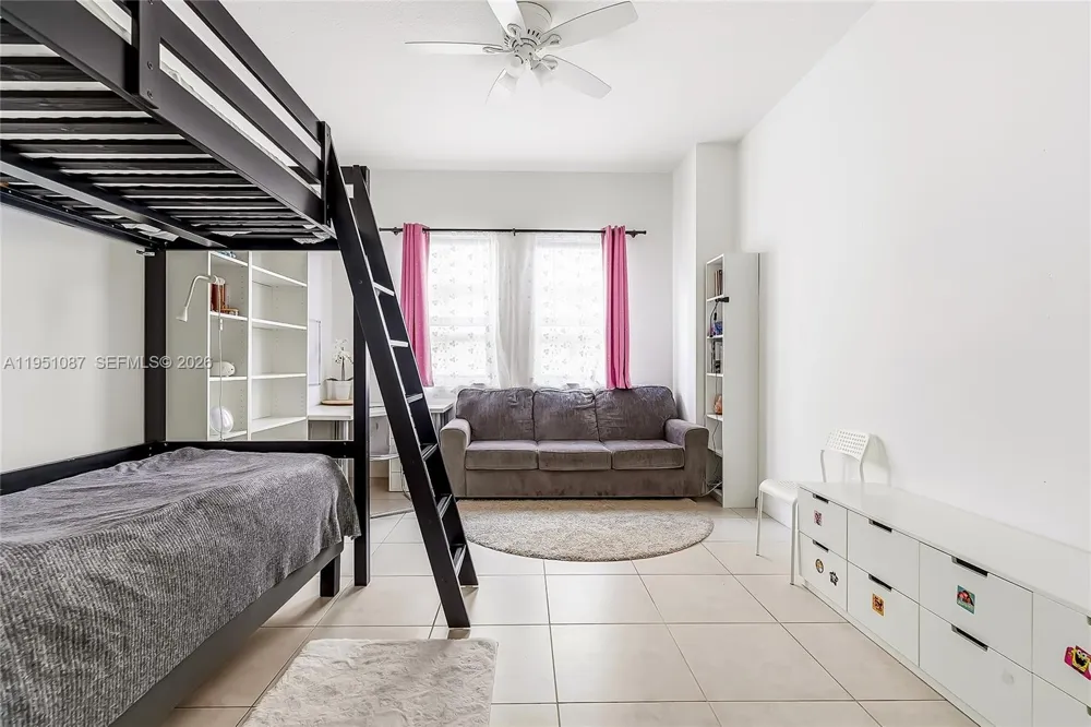 2080 S Ocean Dr #103 Hallandale Beach, FL 33009