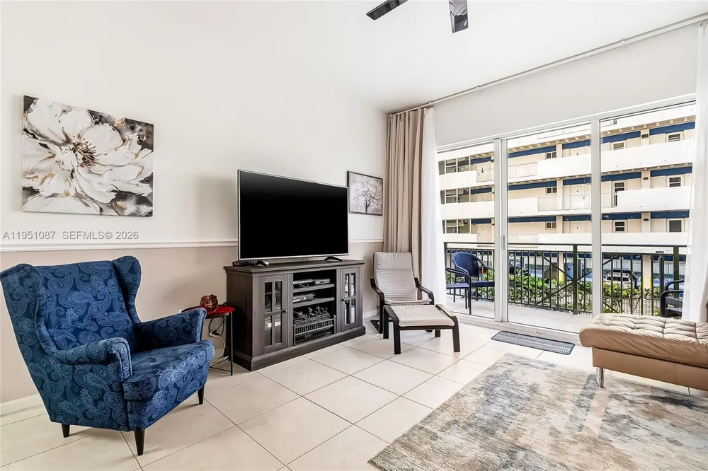 2080 S Ocean Dr #103 Hallandale Beach, FL 33009