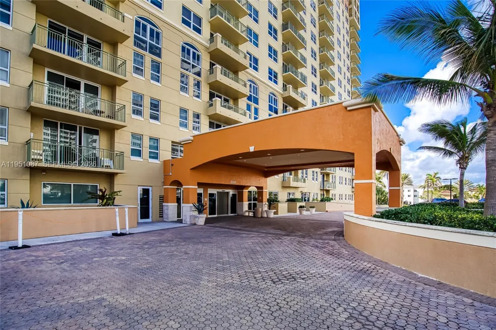 2080 S Ocean Dr #103 Hallandale Beach, FL 33009