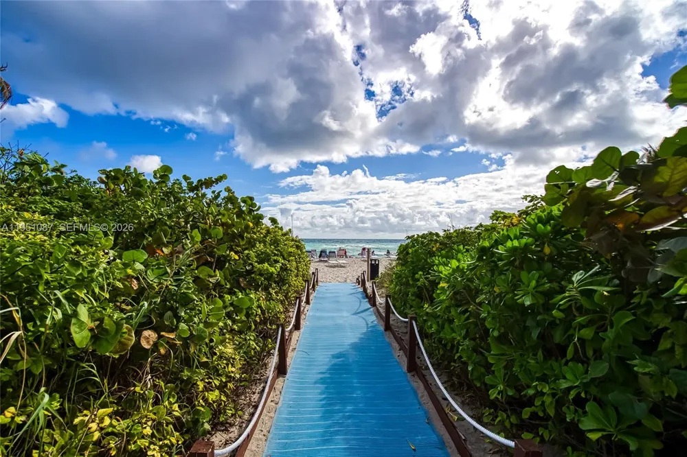 2080 S Ocean Dr #103 Hallandale Beach, FL 33009