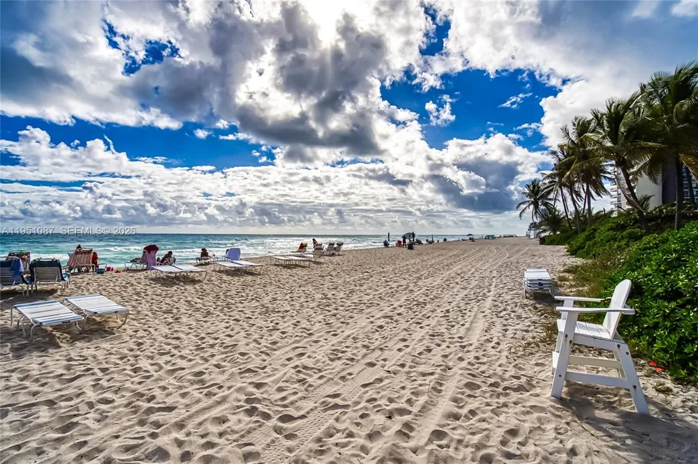2080 S Ocean Dr #103 Hallandale Beach, FL 33009