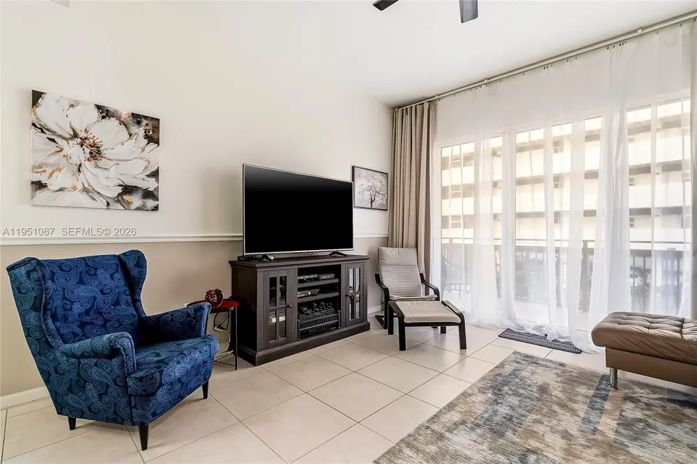 2080 S Ocean Dr #103 Hallandale Beach, FL 33009