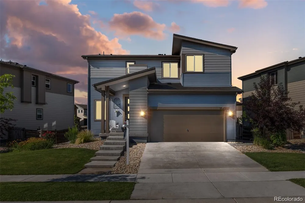 11060 Richfield Circle