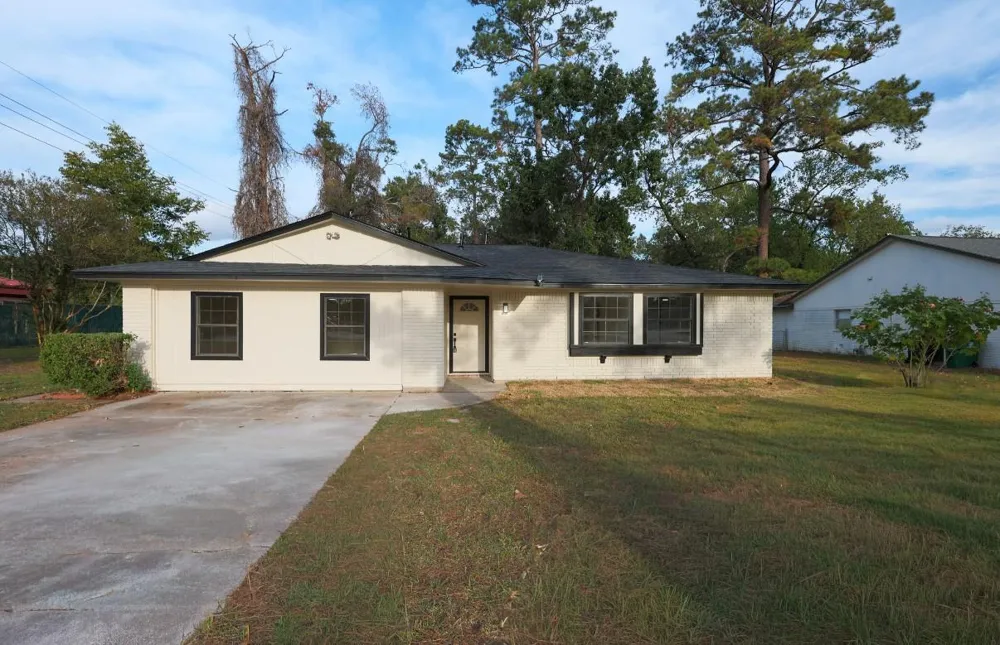 24118 E Lake Houston Pkwy