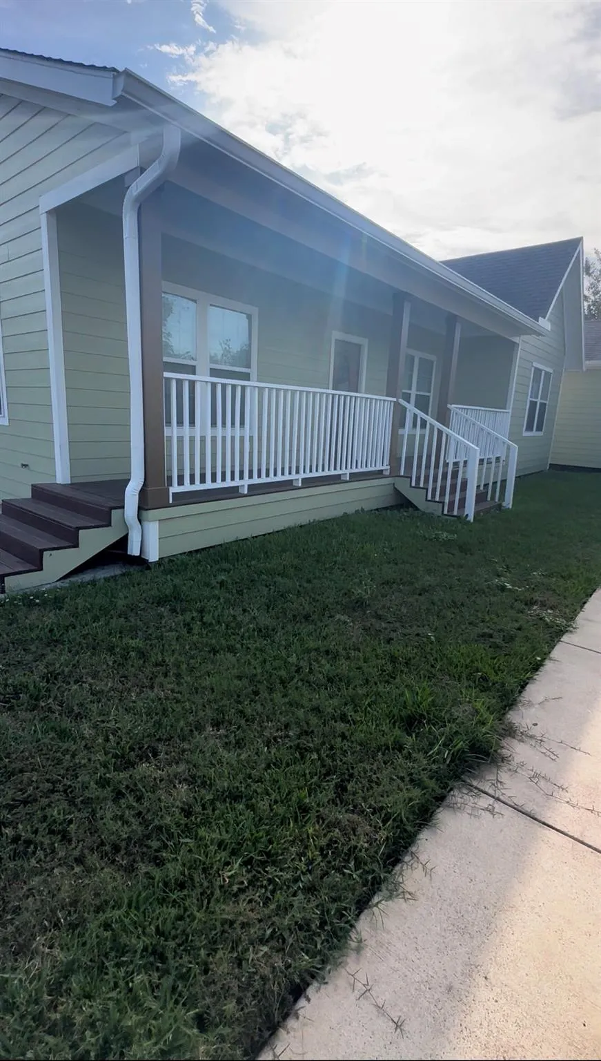 14434 Hillsboro Street