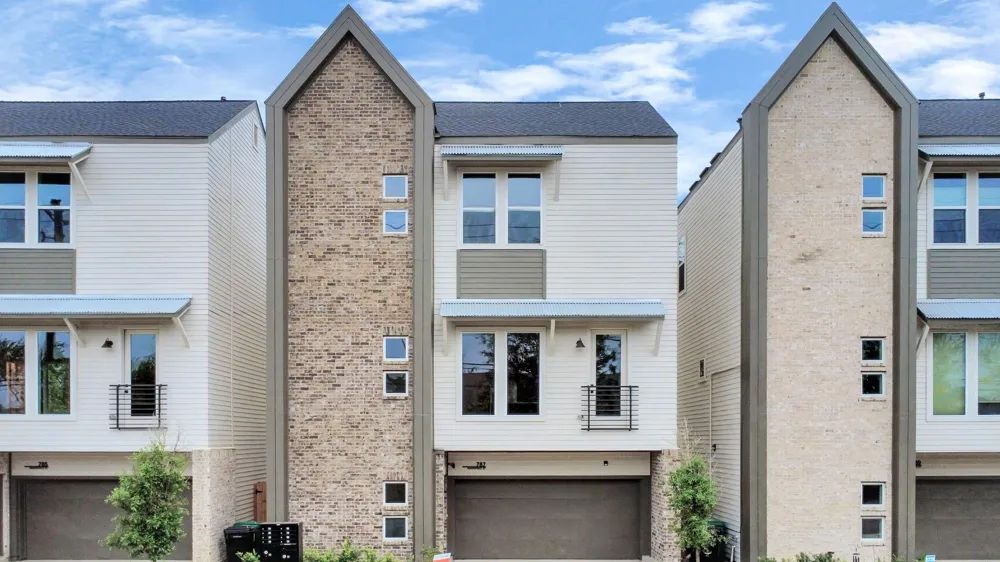 783 Mansfield Street