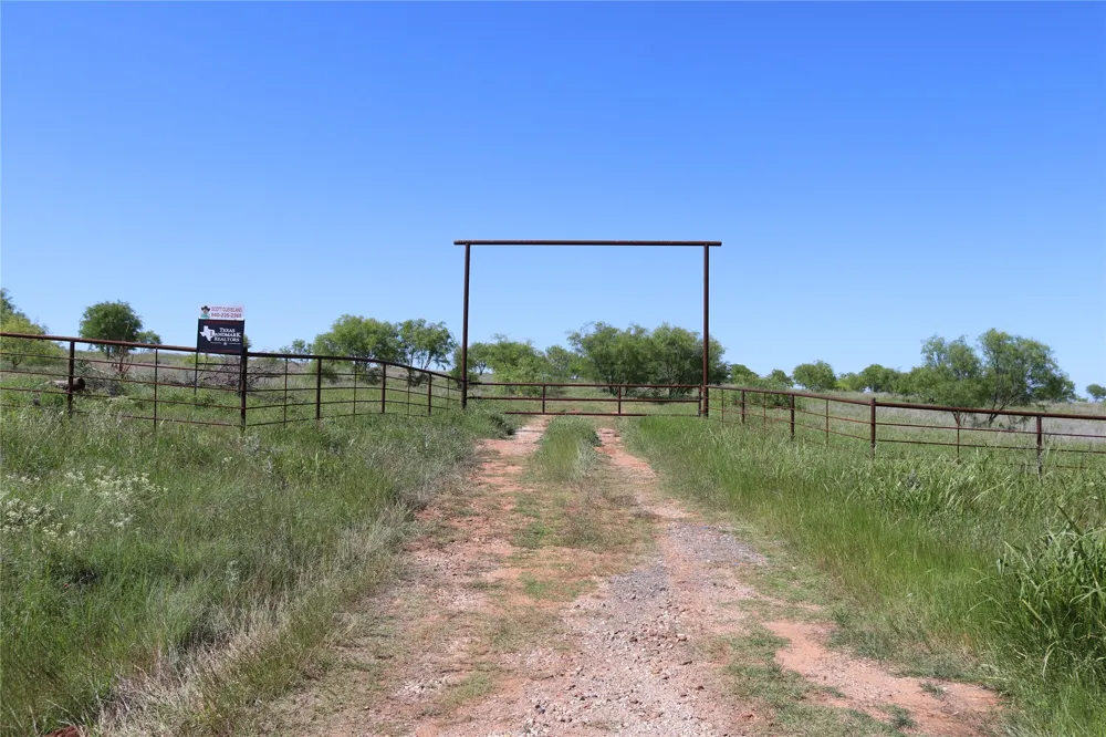 192 FM 171 Byers, TX 76357