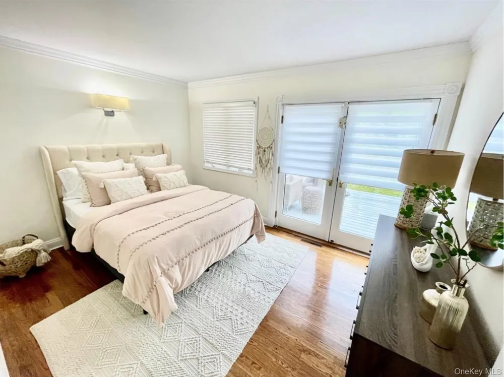 51 cheviot Southampton, NY 11968