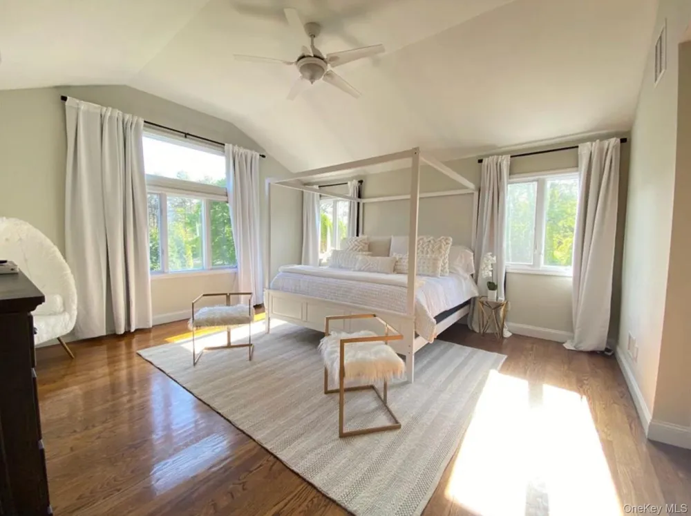 51 cheviot Southampton, NY 11968