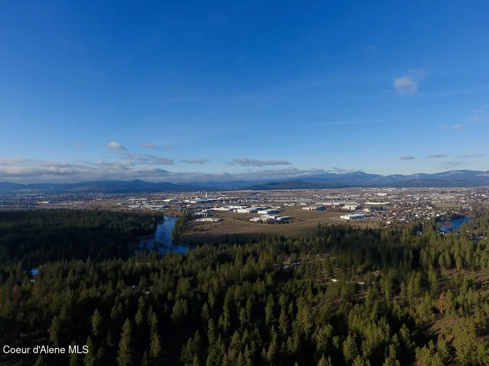 18772 W Riverview Drive Post Falls, ID 83854