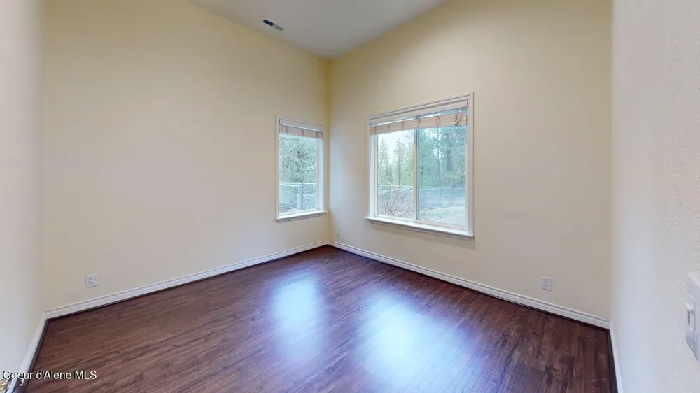 18772 W Riverview Drive Post Falls, ID 83854