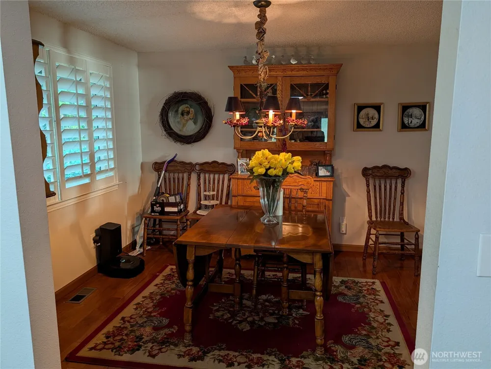 12105 25th Avenue SE Everett, WA 98208