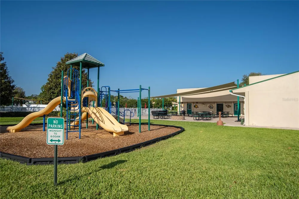 2436 CITRUS TREE ROAD Clermont, FL 34714