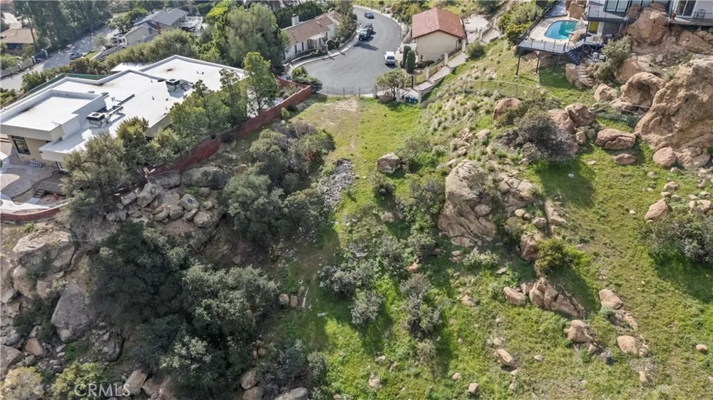 22882 Trigger st Chatsworth, CA 91311