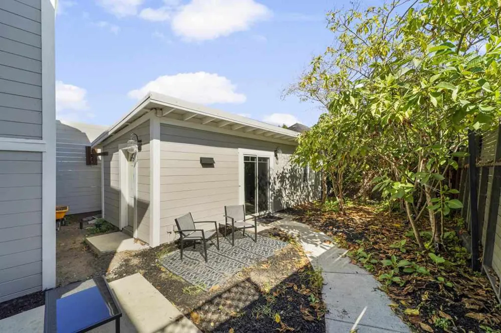 1662 14th Street Oakland, CA 94607