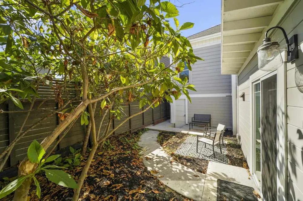 1662 14th Street Oakland, CA 94607