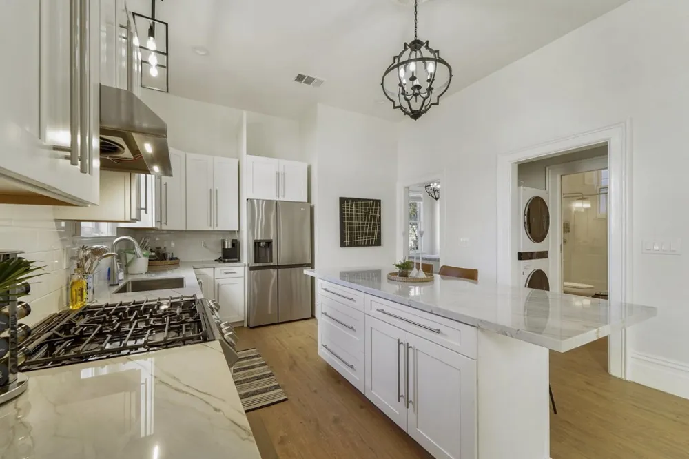 1662 14th Street Oakland, CA 94607