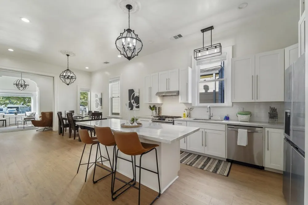 1662 14th Street Oakland, CA 94607