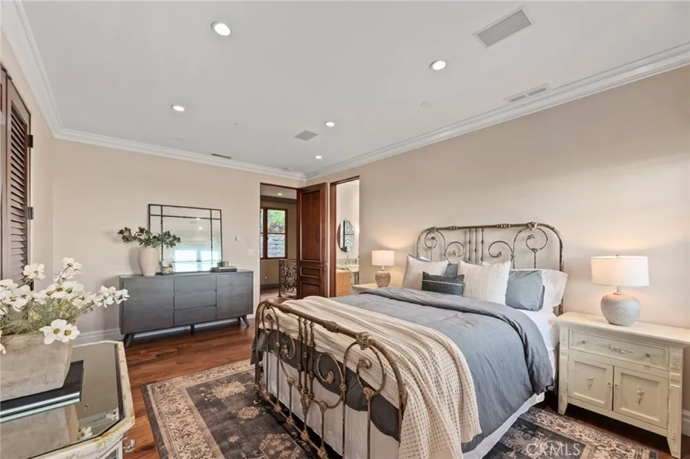 4 Yellow Brick Rd Rancho Palos Verdes, CA 90275
