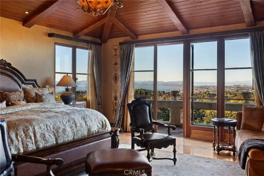 4 Yellow Brick Rd Rancho Palos Verdes, CA 90275