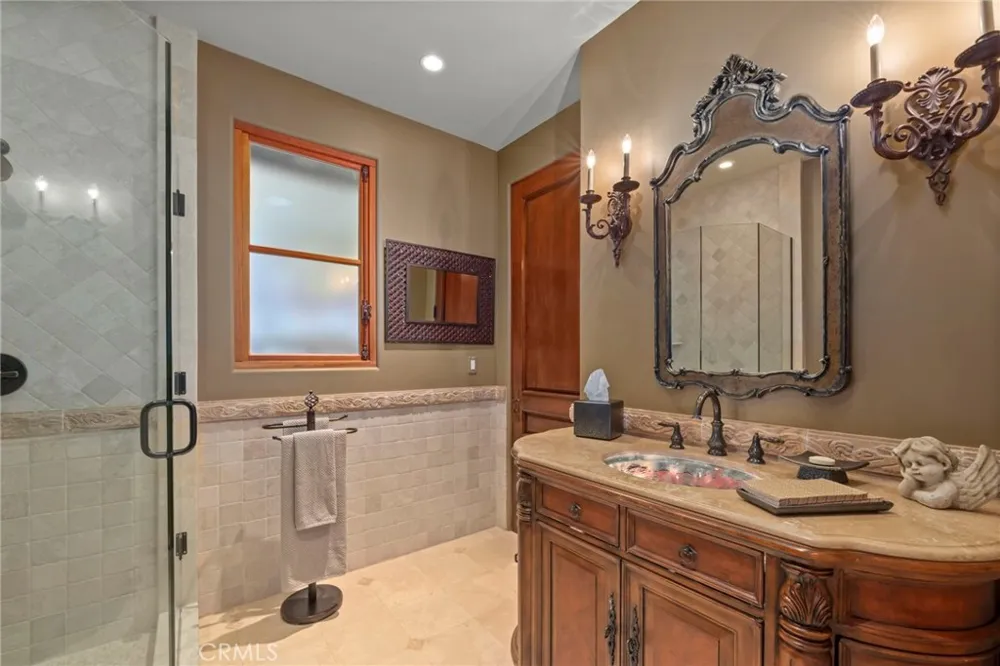 4 Yellow Brick Rd Rancho Palos Verdes, CA 90275