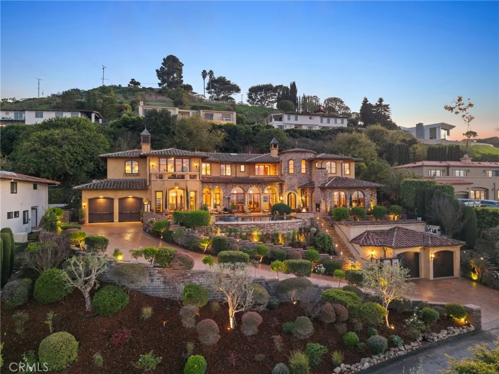 4 Yellow Brick Rd Rancho Palos Verdes, CA 90275