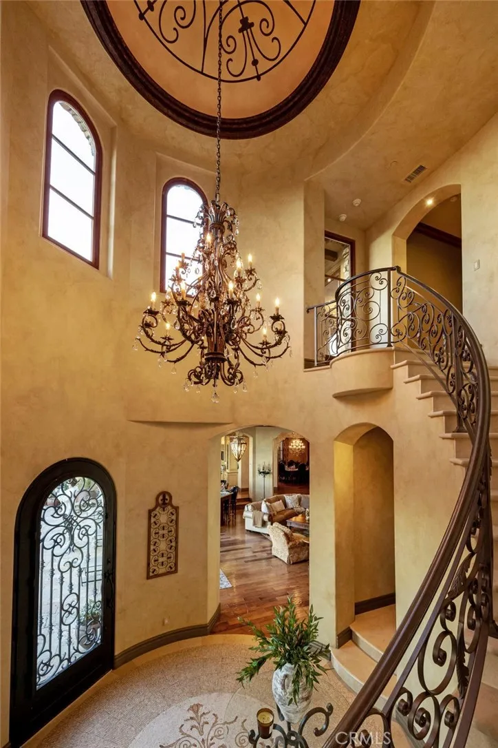 4 Yellow Brick Rd Rancho Palos Verdes, CA 90275