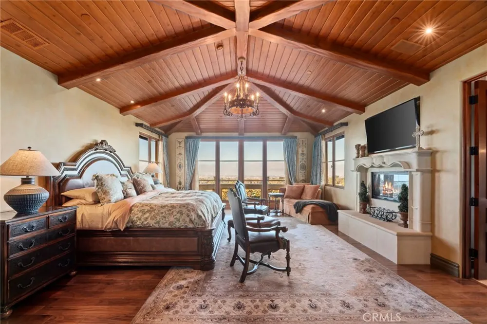 4 Yellow Brick Rd Rancho Palos Verdes, CA 90275