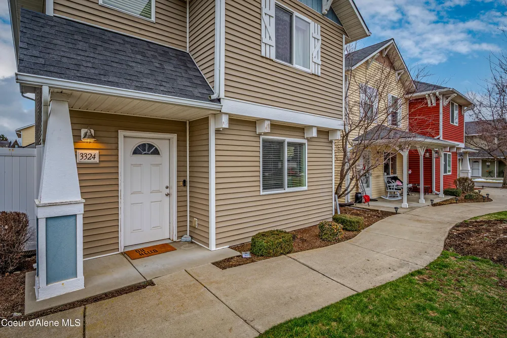 3324 E Garin Court Post Falls, ID 83854
