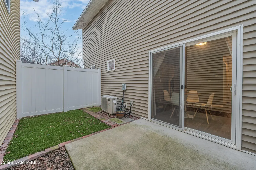 3324 E Garin Court Post Falls, ID 83854