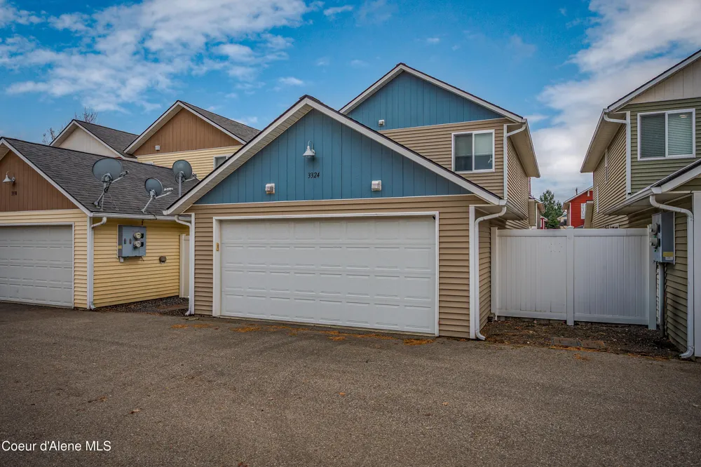 3324 E Garin Court Post Falls, ID 83854