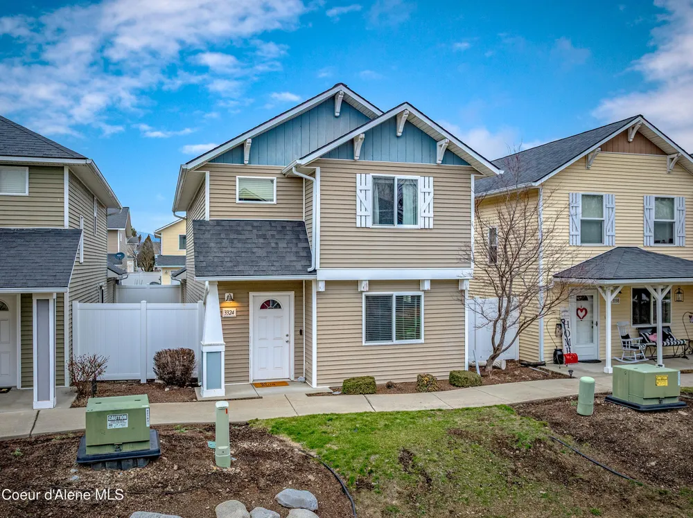 3324 E Garin Court Post Falls, ID 83854